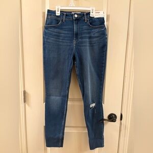 Wrangler Women’s Classic Indigo Skinny Jeans